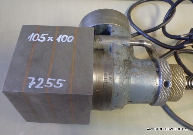 Magnet otočný 105x100mm (07255 (2).JPG)